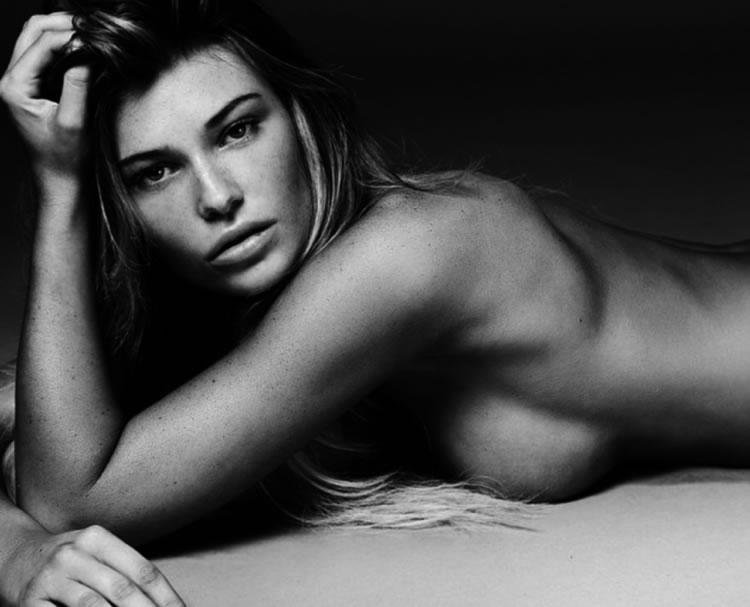 samantha hoopes sexy