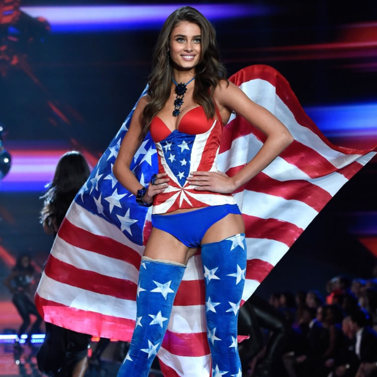 taylor hill victorias secret