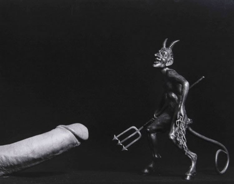pene y demonio